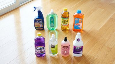 Top 8 nước lau sàn tốt nhất 2026: review thực tế, so sánh giá