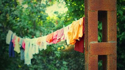 7 thói quen giặt giũ sạch thơm cho gia đình bận rộn