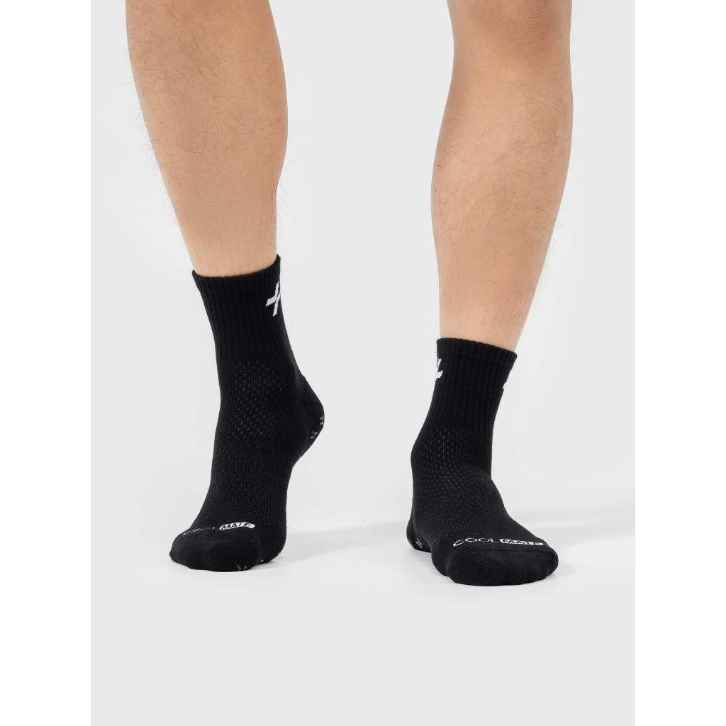 [SALE TẾT]Tất thể thao tập Gym, Pickleball Cổ Trung thấm hút, nhanh khô, chống trượt Coolmate 5