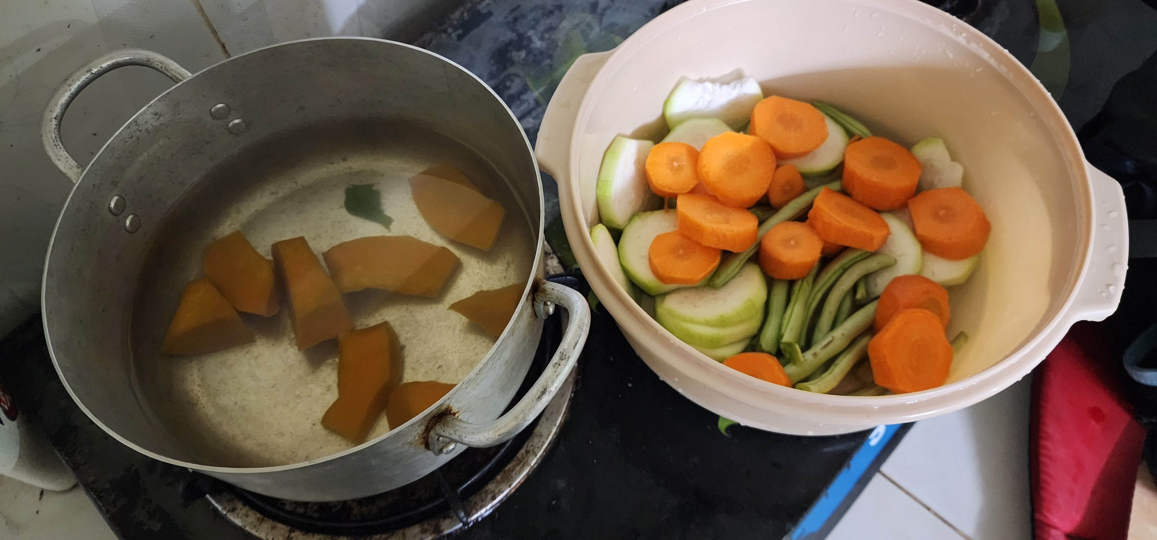 Nước